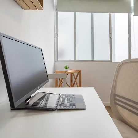 Apartment Las Canteras Workfriendly Beach - Bright Studio *