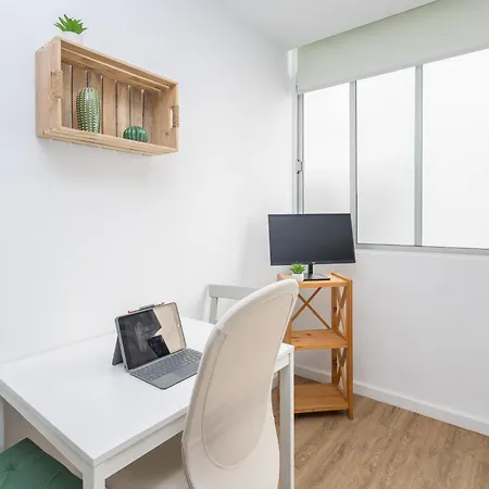 Apartment Las Canteras Workfriendly Beach - Bright Studio Las Palmas de Gran Canaria