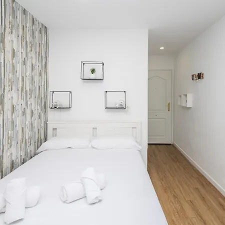 Apartment Las Canteras Workfriendly Beach - Bright Studio *